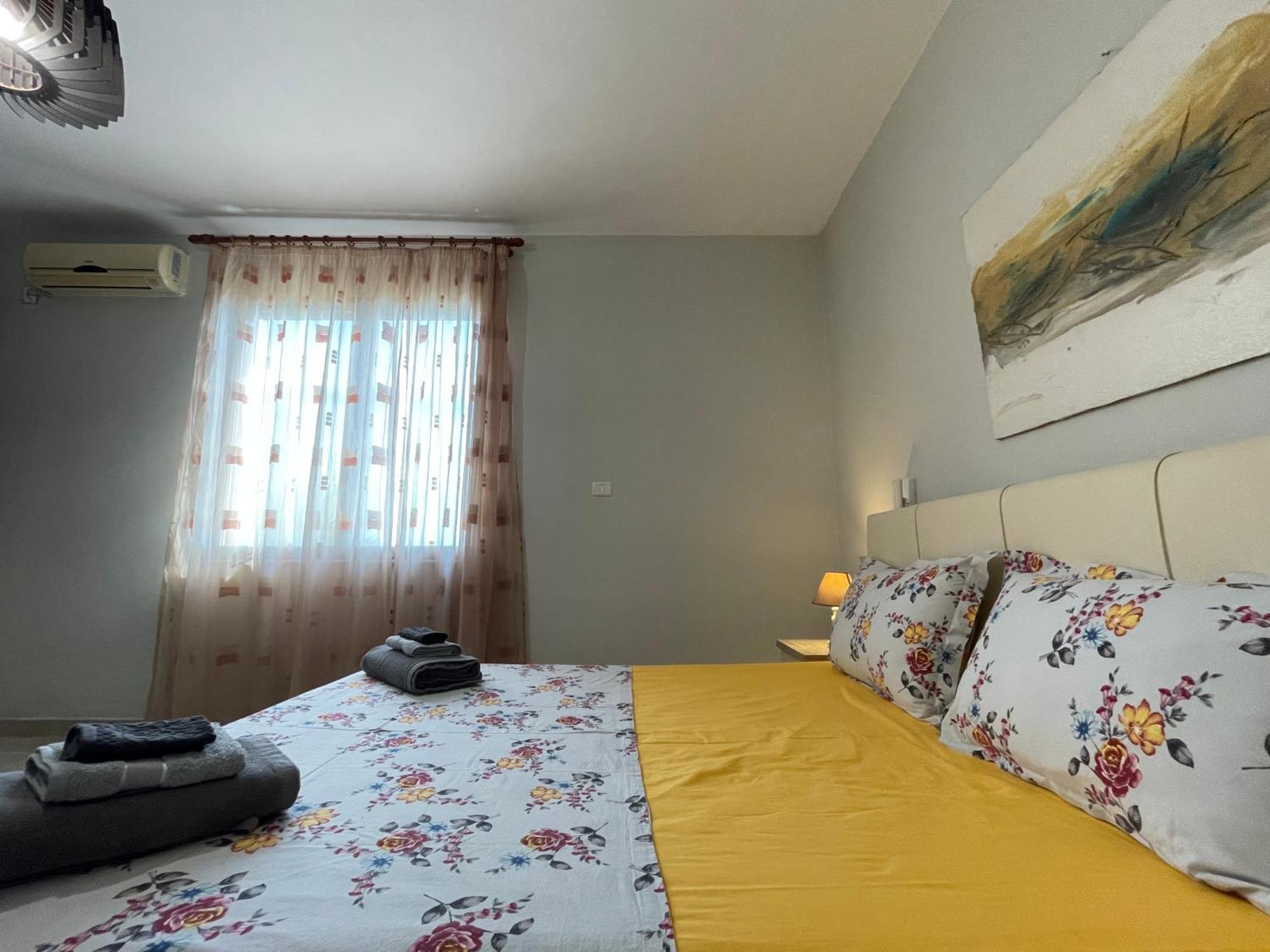 Peak Apartment Sea View In Vollga Durres #3 Buitenkant foto
